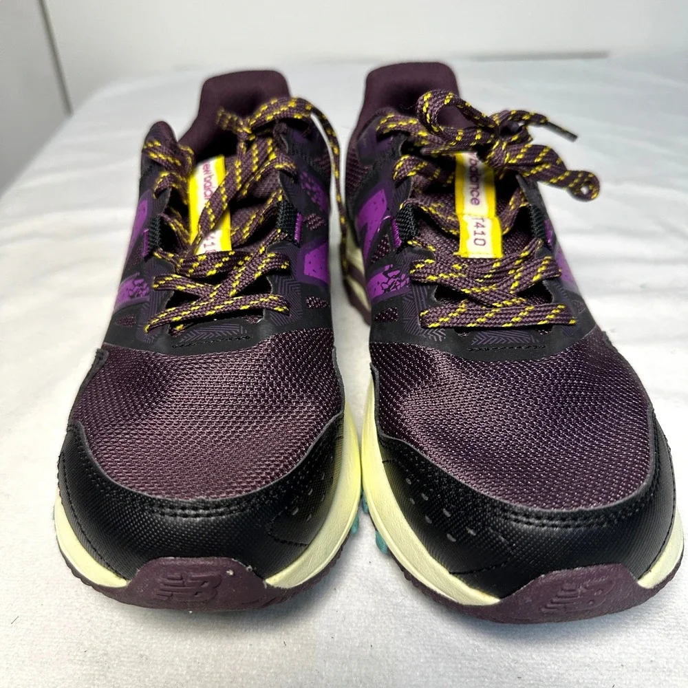 NEW BALANCE 410v8 Trail Running Athletic Shoes Unisex Size M6 W7.5 Purple Black